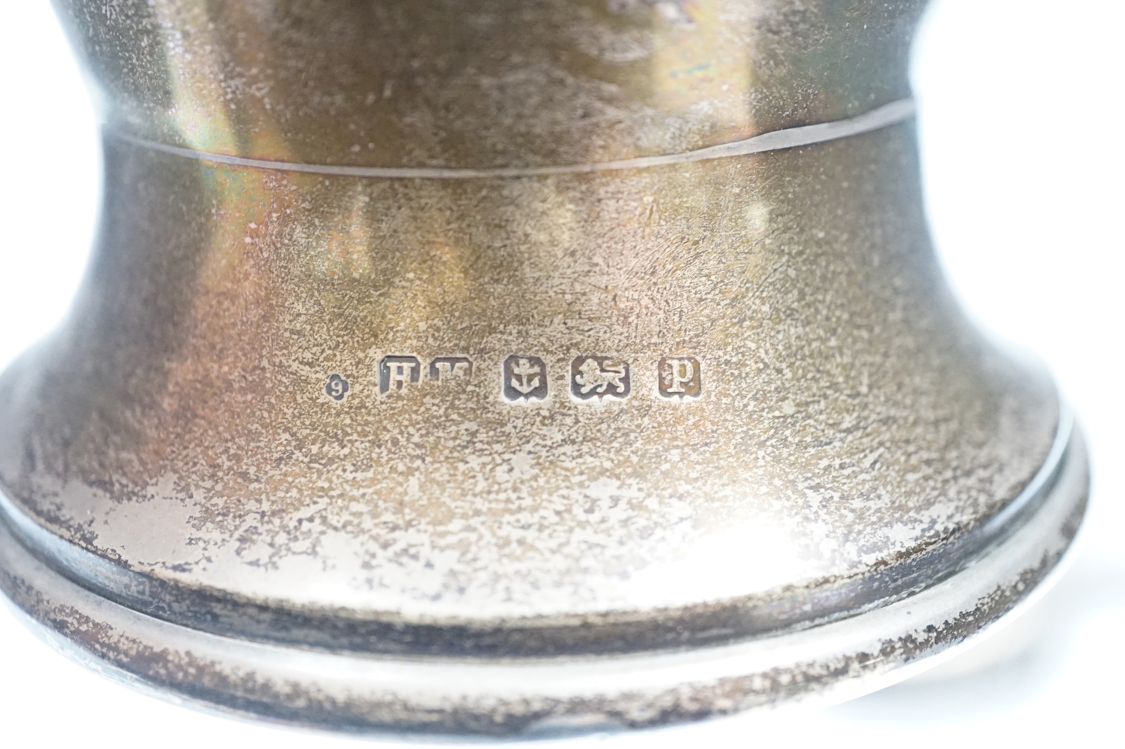 A George V pierced silver basket, Henry Matthews, Birmingham, 1914, height 23.7cm, together with a pierced silver oval dish, London, 1912, 14.1oz.
